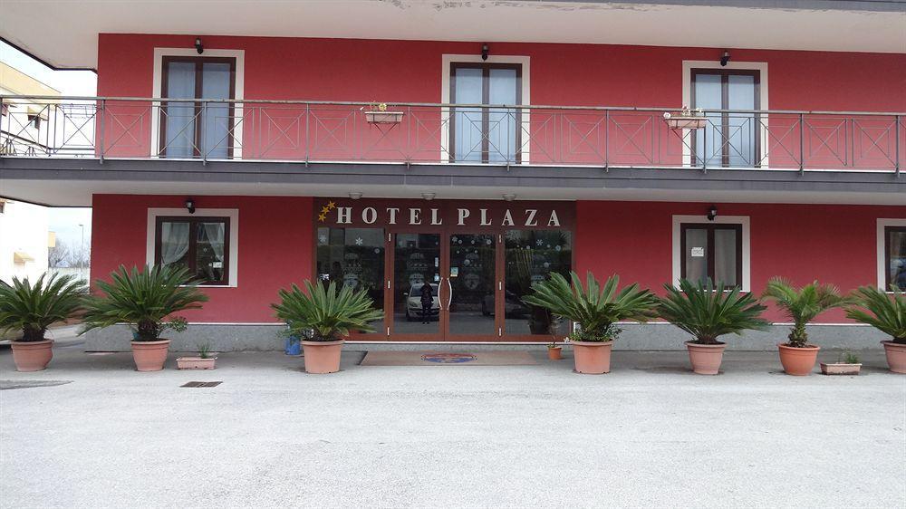 Plaza Caserta Esterno foto